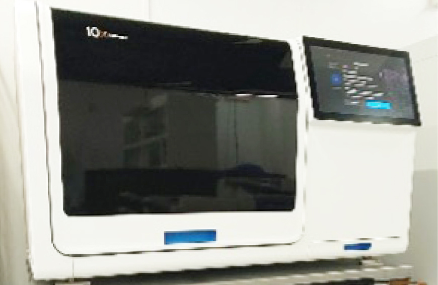 Xenium Analyzer（イメージング空間解析装置）